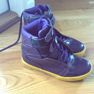Men’s size 8 Supra Sneakers, purple & yellow